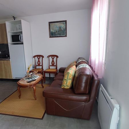 Le Calme Apartment Бурж Екстериор снимка