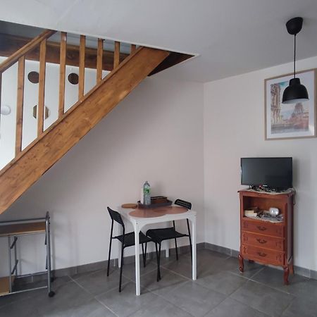 Le Calme Apartment Бурж Екстериор снимка